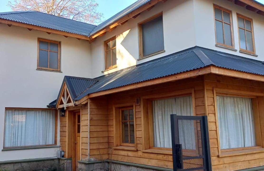 Refugio Del Arroyo Aparthotel San Martin de los Andes Exterior photo